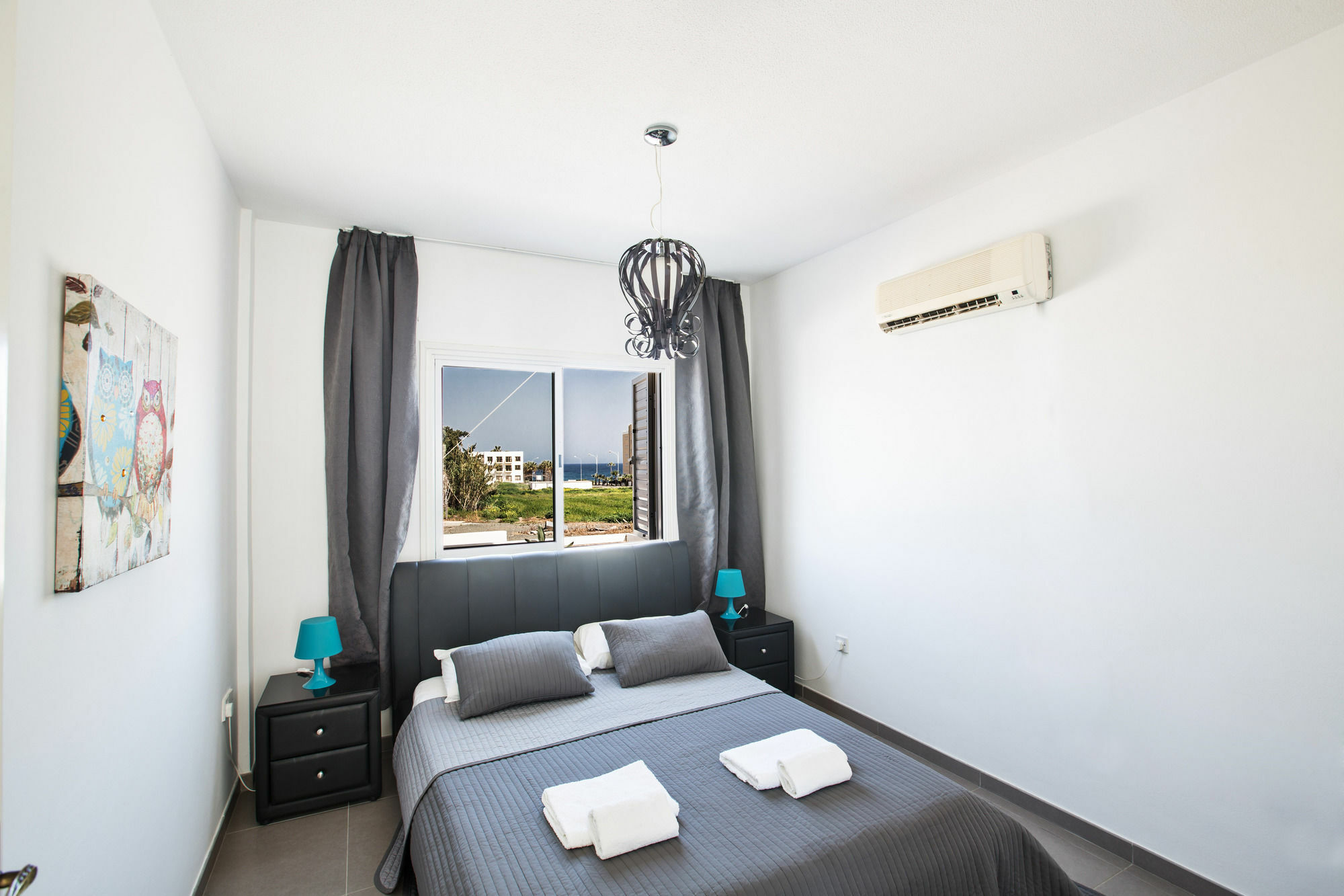 Nicholas Seaview Apartament *